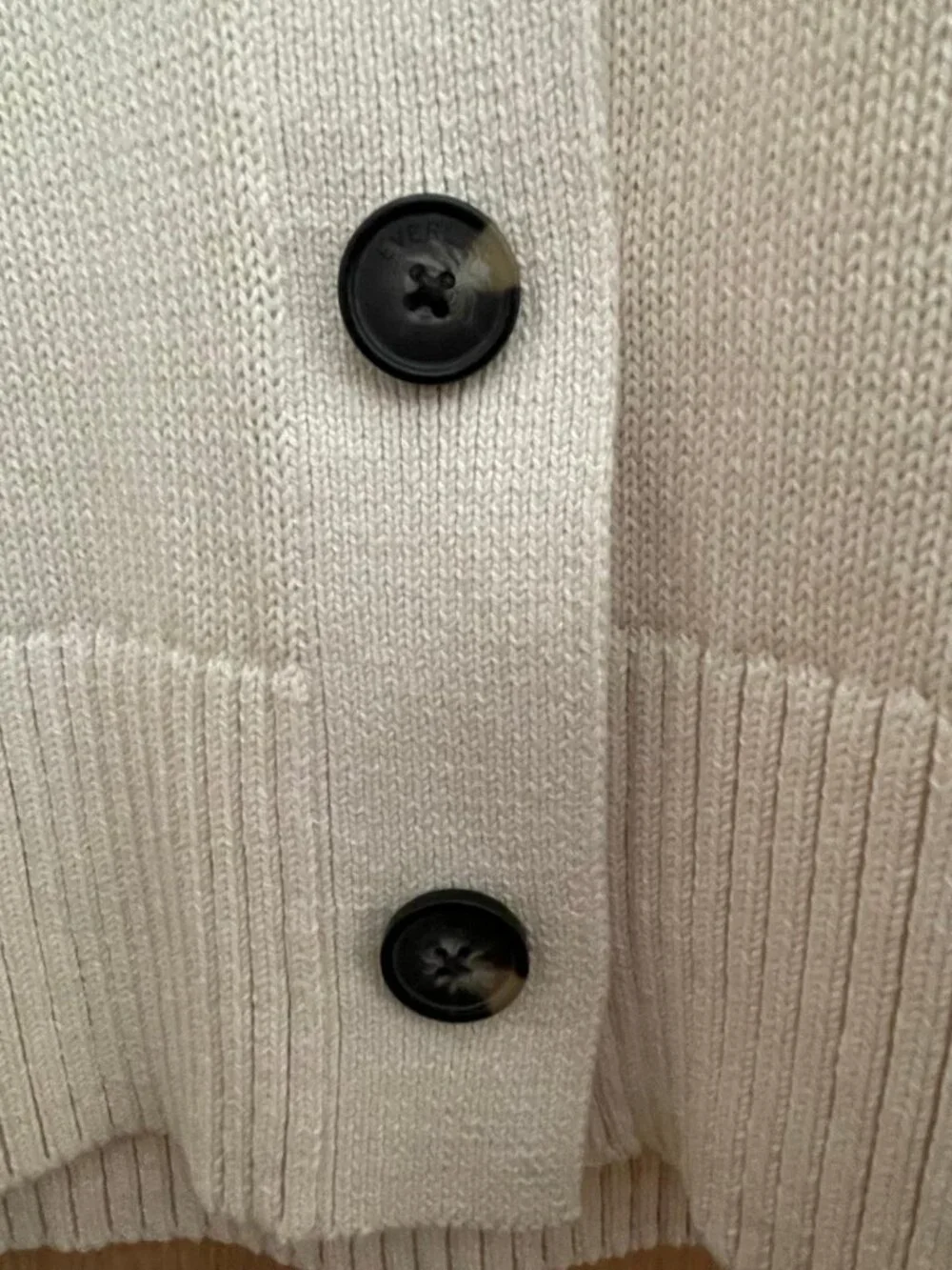 Everlane The Organic Cotton Cardigan - Picture 3 of 4